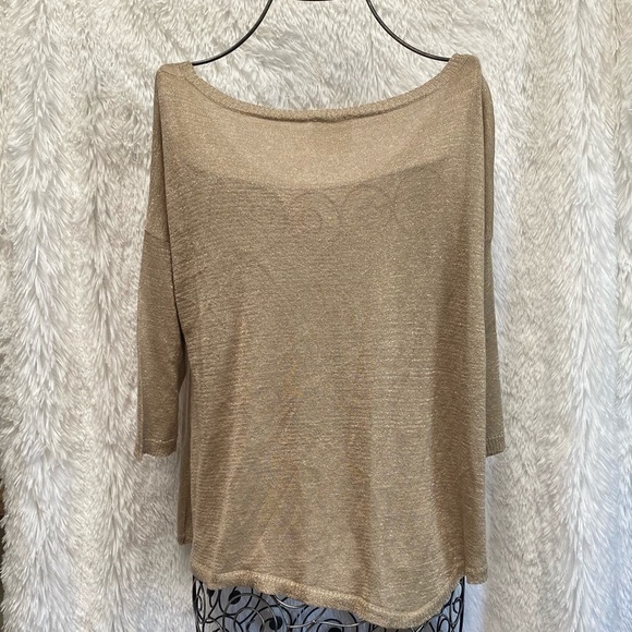 Mac Jac glittery gold 3/4 sleeve top size M - Picture 5 of 5